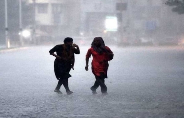 بنگال کے کئی حصوں میں تیز آندھی کے ساتھ موسلادھار بارش (فائل فوٹو)