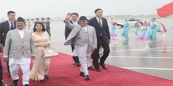 نیپال کے وزیراعظم چین پہنچے ، شی جن پنگ سے کریں گے ملاقات