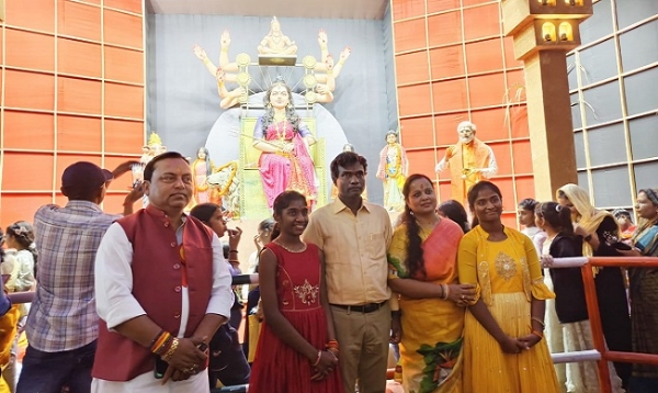 Dty Commissioner inspected Durga Puja pandals in Ranchi