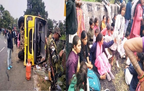 Bus carrying children to Hundru Falls overturned, 23 injured