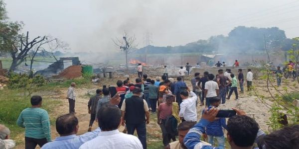 اتر پردیش کے کوشامبی میں پٹاخہ کی فیکٹری میں دھماکہ، 9 ہلاک، ایک لاپتہ، 7 زخمی