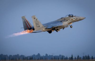 جنوبی لبنان کے بعد اسرائیلی لڑاکا طیاروں نے غزہ میں بمباری کی