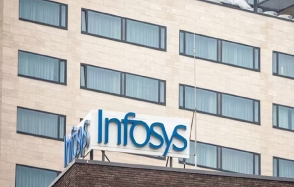 Infosys profit increased by 30% in 4th quarter to Rs 7969 cr