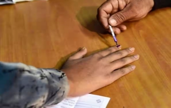 مہاراشٹر کے 5 حلقوں سمیت لوک سبھا انتخابات کے پہلے مرحلے کے لیے ووٹنگ شروع