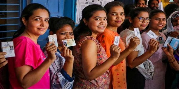 لوک سبھا انتخابات کا دوسرا مرحلہ شروع، 13 ریاستوں کی 88 سیٹوں پر ووٹنگ جاری