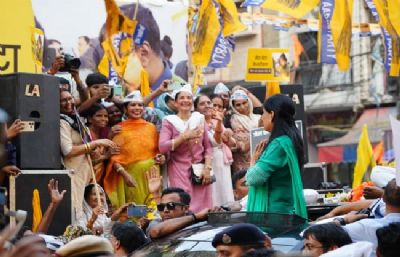 سنیتا کیجریوال پہلی بار انتخابی مہم میں اتریں۔