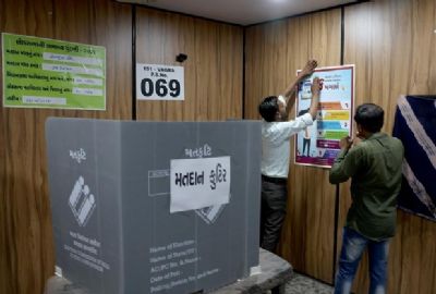 گیارہ ریاستوں کی 93 نشستوں پر عام انتخابات کے تیسرے مرحلے کے لیے ووٹنگ جاری