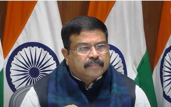 Government is ready to discuss NEET: Pradhan