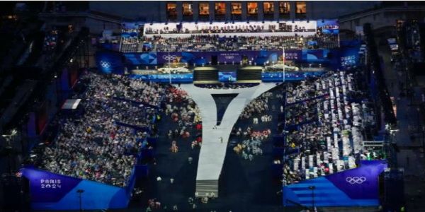 تاریخی افتتاحی تقریب کے بعد پیرس اولمپکس 2024 کا آغاز