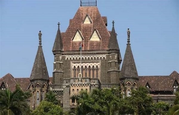 Sessions judge in bribery case seeks pre-arrest bail in HC