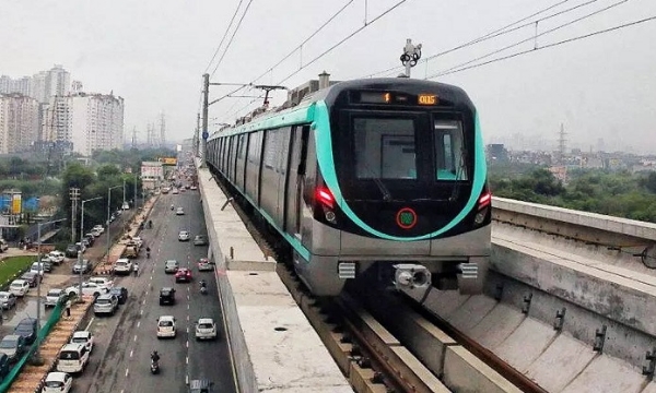 Noida Metro Rail disrupted for 20 minutes due to technical glitch