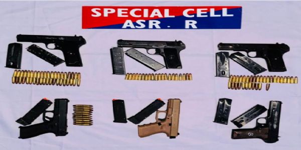 کینیڈا سے واپس آنے والا اسلحہ اسمگلر گرفتار، چھ پستول اور کارتوس برآمد