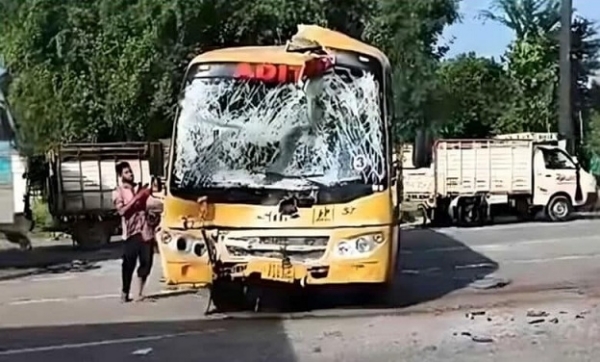 نلگنڈہ ضلع میں سڑک حادثہ، بس ڈرائیور زخمی