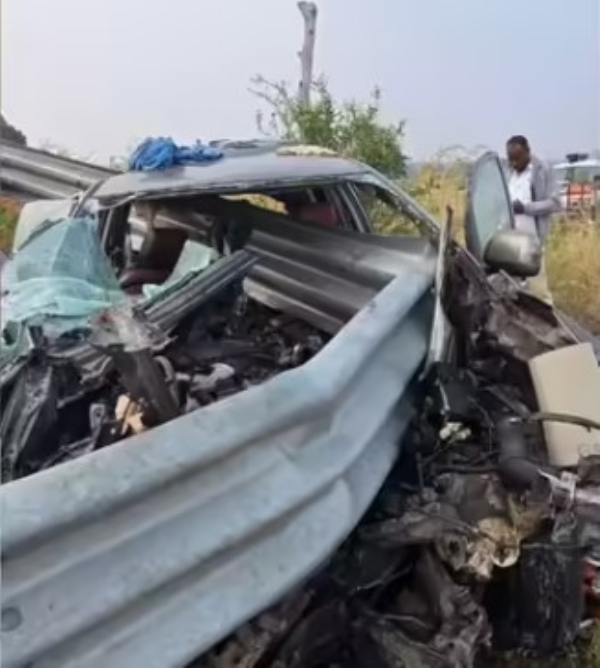 THREE DIE, EIGHT HURT AS VEHICLES COLLIDE IN WASHIM