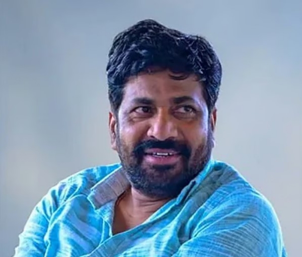 BACCHU KADU UNDER FIRE FOR CONTROVERSIAL FARMERS