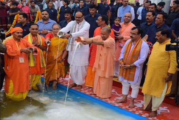 Chhath is symbol of our ancient heritage: CM Yogi Chhath is symbol of our ancient heritage: CM Yogi