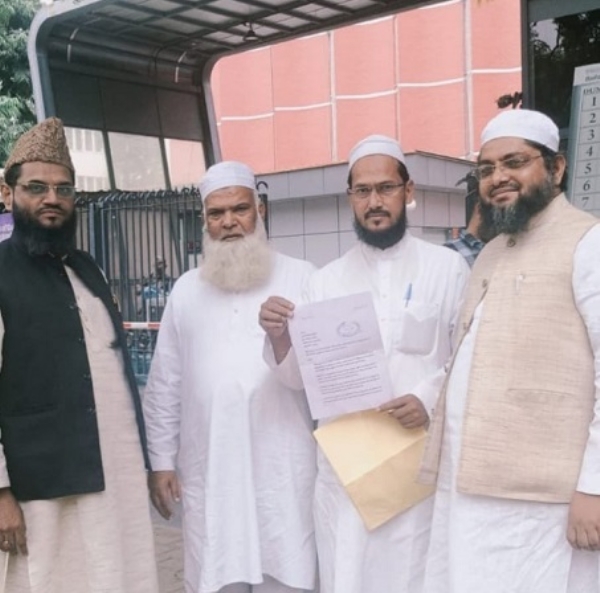 بہار الیکشن سے قبل بڑا مطالبہ ،بہار سے دور رہنے والے بہاریوں کے لیے ای ووٹنگ کی سہولت دی جائے : میمورنڈم لے کر ایک وفد الیکشن کمیشن دفتر پہنچا بہار الیکشن سے قبل بڑا مطالبہ ،بہار سے دور رہنے والے بہاریوں کے لیے ای ووٹنگ کی سہولت دی جائے : میمورنڈم لے کر ایک وفد الیکشن کمیشن دفتر پہنچا