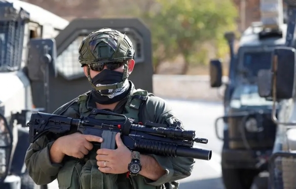 اسرائیل نے مغربی کنارے میں تین فلسطینیوں کو ہلاک کر دیا اسرائیل نے مغربی کنارے میں تین فلسطینیوں کو ہلاک کر دیا