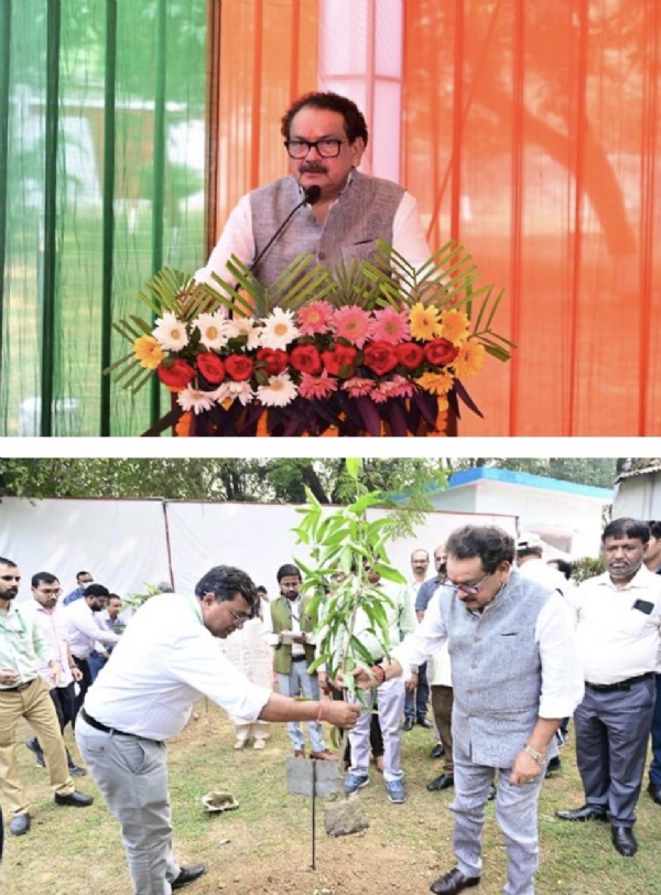 مرکزی وزیر بگھیل نے صفائی مہم اور ماں کے نام ایک پیڑ کا آغاز کیا مرکزی وزیر بگھیل نے صفائی مہم اور ماں کے نام ایک پیڑ کا آغاز کیا