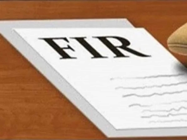 نوئیڈا میں تقریباً 80 کروڑ روپے کی  اراضی کو غیر قانونی طور پر رجسٹر کرنے کے الزام میں واڈیا برادران پر دھوکہ دہی کا مقدمہ درج نوئیڈا میں تقریباً 80 کروڑ روپے کی  اراضی کو غیر قانونی طور پر رجسٹر کرنے کے الزام میں واڈیا برادران پر دھوکہ دہی کا مقدمہ درج