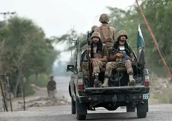 بلوچستان میں باغیوں کے خلاف فوجی آپریشن میں 25 عسکریت پسند ہلاک، خیبرپختونخوا میں چھ فوجی ہلاک بلوچستان میں باغیوں کے خلاف فوجی آپریشن میں 25 عسکریت پسند ہلاک، خیبرپختونخوا میں چھ فوجی ہلاک