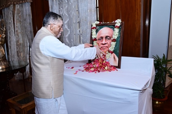 Jharkhand Governor tribute to Sardar Patel on birth anniversary Jharkhand Governor tribute to Sardar Patel on birth anniversary
