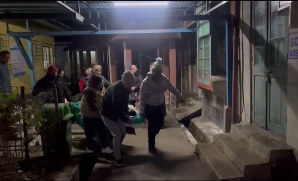 کرسیونگ میں خوفناک سڑک حادثہ، دو افراد ہلاک، چھ زخمی کرسیونگ میں خوفناک سڑک حادثہ، دو افراد ہلاک، چھ زخمی