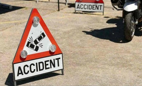 Horrific road accident in Kurseong, three people died Horrific road accident in Kurseong, three people died