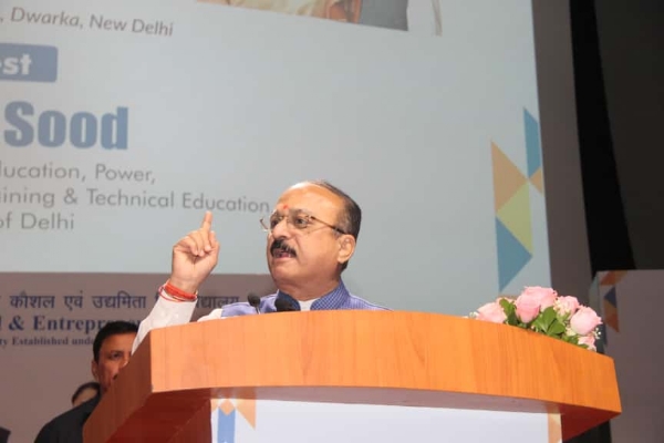 دہلی حکومت غیر امدادی نجی اسکولوں کو تسلیم کرے گی: آشیش سود دہلی حکومت غیر امدادی نجی اسکولوں کو تسلیم کرے گی: آشیش سود