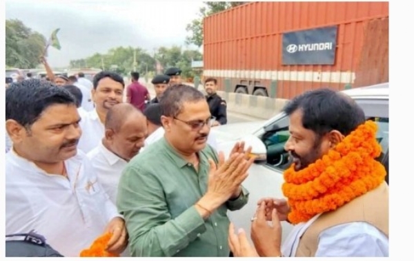 نالندہ میں این ڈی اے کی لہر،ساتوں سیٹ پر جیت یقینی :سنجے سنگھ نالندہ میں این ڈی اے کی لہر،ساتوں سیٹ پر جیت یقینی :سنجے سنگھ