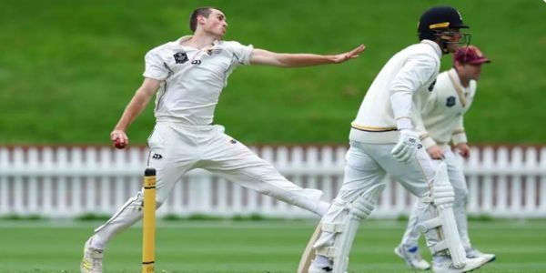 کرسچن کلارک کو پہلی بار نیوزی لینڈ کی ون ڈے ٹیم میں موقع ملا، زخمی ہینری ٹیم سے باہر