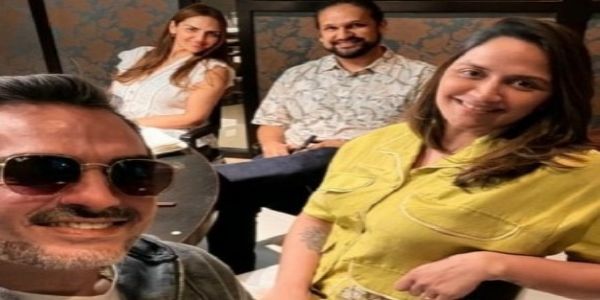 ایشا دیول اور بھرت تختانی اپنی طلاق کے بعد لنچ کی تاریخ پر ایک ساتھ نظر آئے