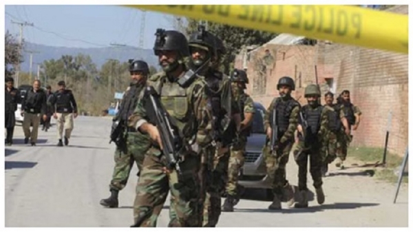 خیبر پختونخواہ، پاکستان میں تصادم: ایک لیفٹیننٹ کرنل اور ایک میجر سمیت 11 فوجی اہلکار ہلاک؛ 19 دہشت گرد مارے گئے