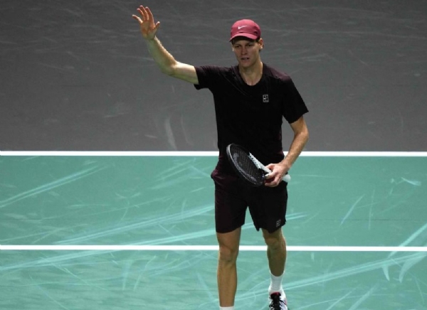 Paris Masters: Sinner in race for No. 1, faces Zverev in semis