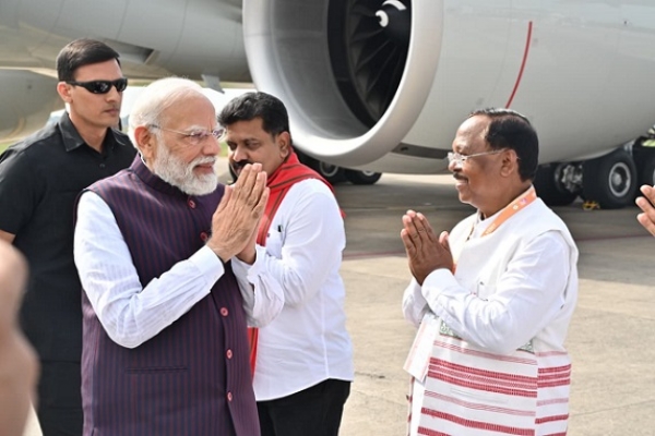 PM Modi reached Chhattisgarh, visited Satya Sai Hospital in Nava Raipur
