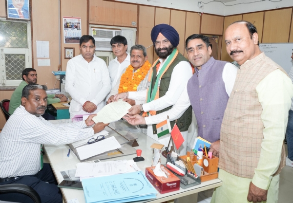 بی جے پی ایم سی ڈی ضمنی انتخاب کی تمام 12 سیٹوں پر کامیابی حاصل کرے گی: سرسا بی جے پی ایم سی ڈی ضمنی انتخاب کی تمام 12 سیٹوں پر کامیابی حاصل کرے گی: سرسا