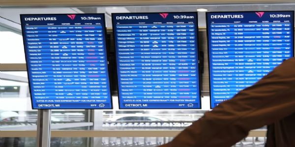 امریکہ میں شٹ ڈاؤن سے فضائی سفر متاثر، 2000 پروازیں منسوخ