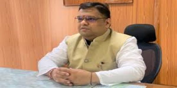 این ایچ آر سی نے سمستی پور کے ڈی ایم، ایس پی، الیکشن کمیشن کو نوٹس جاری کیا۔