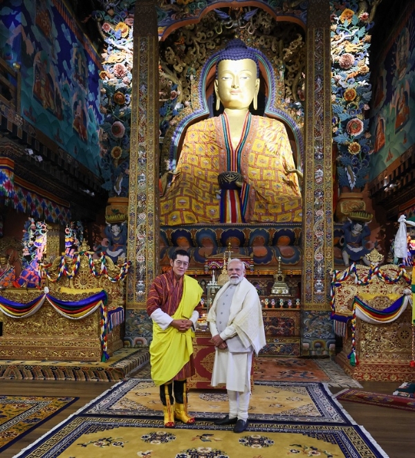 وزیر اعظم مودی کا بھوٹان دورہ آج ایک عالمی امن دعائیہ تقریب کے ساتھ اختتام پذیرہوگا وزیر اعظم مودی کا بھوٹان دورہ آج ایک عالمی امن دعائیہ تقریب کے ساتھ اختتام پذیرہوگا