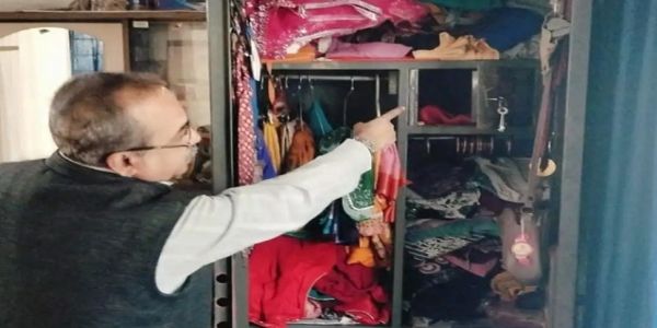 مہیلا کانگریس کی ریاستی نائب صدر پونیتا چودھری کے گھر سے 10 لاکھ روپے کی چوری