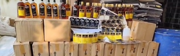 غیر قانونی شراب فیکٹری کا انکشاف، لاکھوں روپے کی شراب ضبط