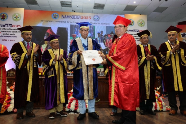 آئی پی یو کے وائس چانسلر کواین اے ایم ایس میں پروفیسر ایمریٹس کے خطاب سے سر فراز