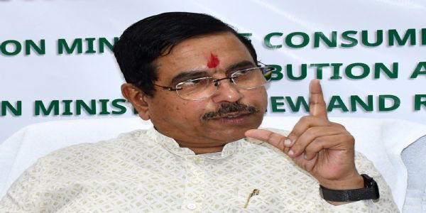 راہل گاندھی کی قیادت میں کانگریس کی کشتی ڈوب گئی: مرکزی وزیر پرہلاد جوشی