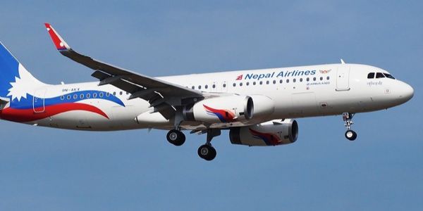 ایندھن کی کمی کی وجہ سے نیپالی ایئر لائن کی پرواز کا رخ دہلی کی طرف موڑ دیا گیا