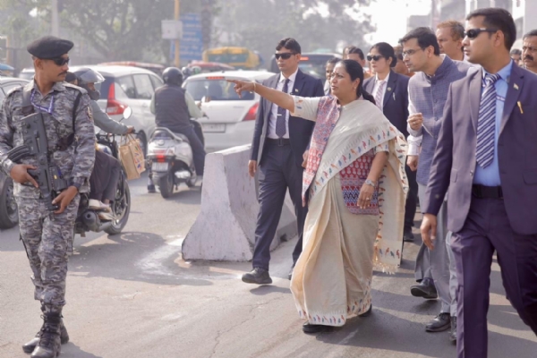 وزیر اعلیٰ ریکھا گپتا نے کہا کہ اٹل کینٹین اسکیم 25 دسمبر کو شروع ہوگی اور تعمیراتی جگہ کا معائنہ کیا وزیر اعلیٰ ریکھا گپتا نے کہا کہ اٹل کینٹین اسکیم 25 دسمبر کو شروع ہوگی اور تعمیراتی جگہ کا معائنہ کیا