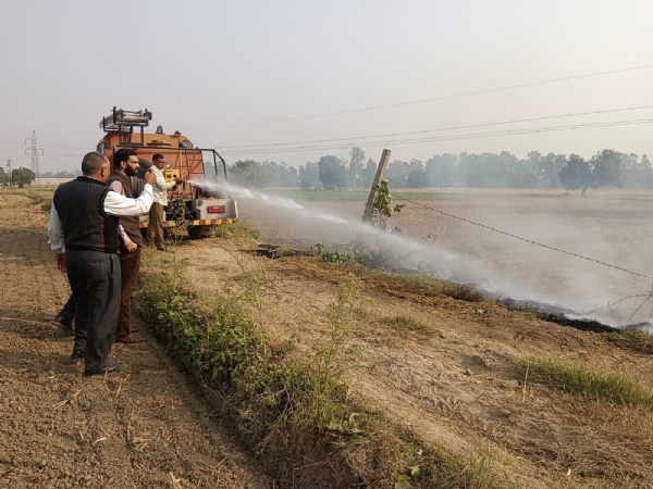 جند: پرالی جلانے پر قابو پانے کے لیے اہلکار میدان میں جند: پرالی جلانے پر قابو پانے کے لیے اہلکار میدان میں