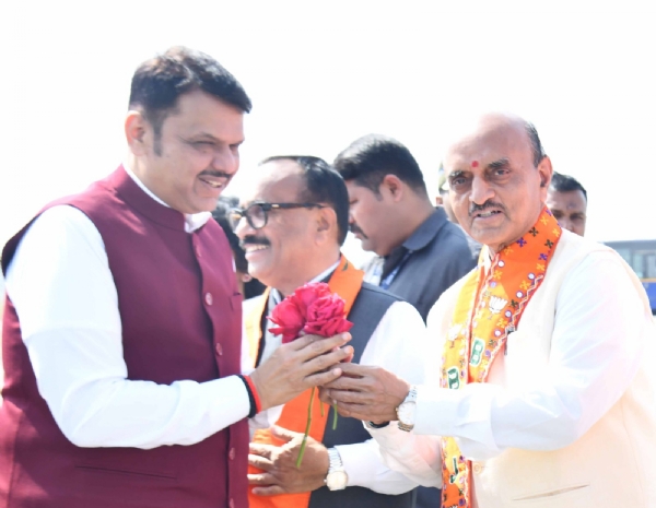 FADNAVIS SAYS BIHAR VERDICT EXPOSES OPPOSITION FADNAVIS SAYS BIHAR VERDICT EXPOSES OPPOSITION