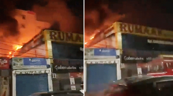 شہرکی مشہور ہوٹل میں لگی آگ، کچن مکمل جل کر خاکستر شہرکی مشہور ہوٹل میں لگی آگ، کچن مکمل جل کر خاکستر