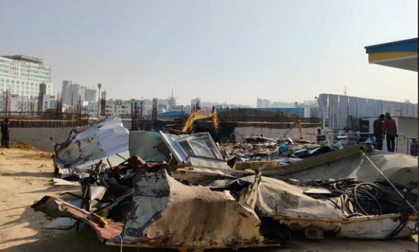 حیدرا نے  گچی باولی میں سندھیا کنونشن سنٹر کے قریب غیر مجاز تعمیرات کو منہدم کردیا