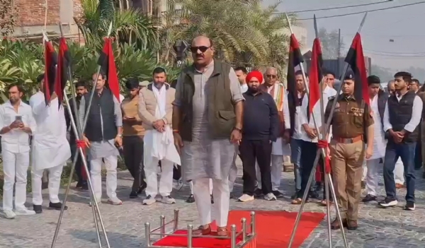 کشمیر کو جلد مکمل ریاست کا درجہ ملے گا:نائب وزیراعلیٰ کشمیر